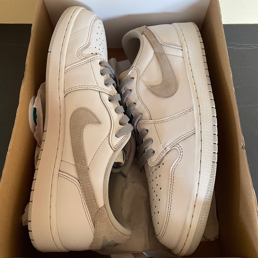 SOLD ✅✅ - Jordan 1 Low OG Neutral Gray - Size 12.5 GREAT CONDITION WITH BOX